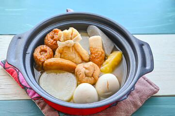 冬の定番料理　二人鍋おでん