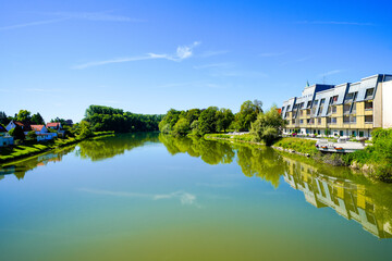 Obraz premium View of the Danube and the surrounding landscape near Lauingen. Nature along the river in the district of Dillingen an der Donau. 