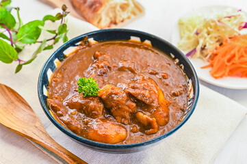 手作り牛すじカレー