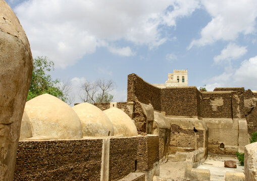 Old mosque domes in the citadel, Al Hudaydah Governorate, Zabid, Yemen