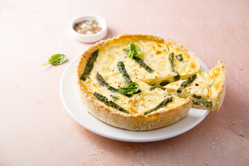 Traditional asparagus quiche