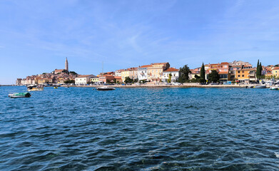 Fototapeta premium panorama of Rovinj seen from the harbor at bright summer day