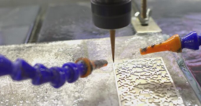 Precision cnc machine engraving metal plate