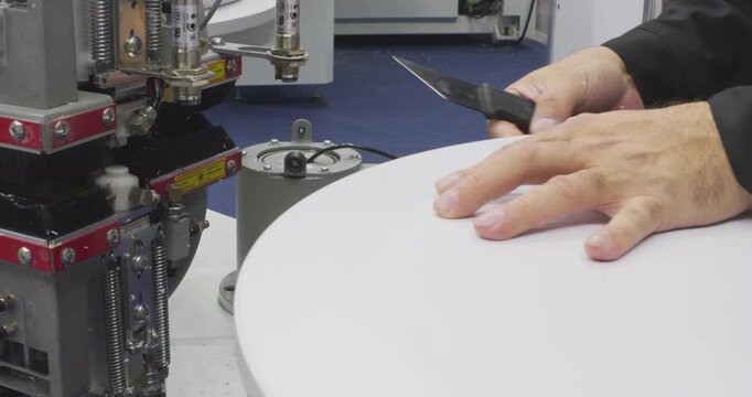 Industrial woodworking machine trimming round panel edges