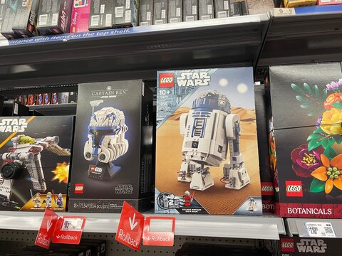Walmart Lakeland Florida Lego section toys Star Wars R2D2