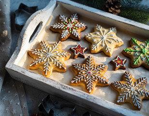 Biscuits de No&euml;l traditionnels en forme d'&eacute;toiles. Generated Image. 