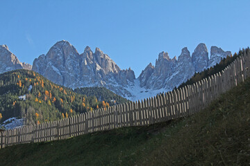 il Sass Rigais nel gruppo delle Odle; dalla Val di Funes, Alto Adige