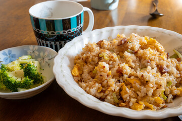 とても美味しい日本の一般家庭のチャーハン