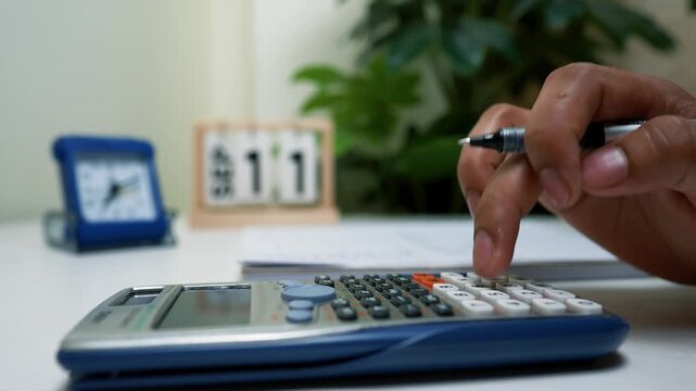 Calculating Finances with Calendar in Background
