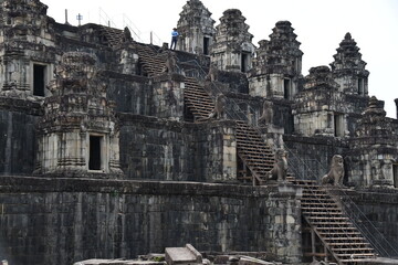 Naklejka premium カンボジア シェムリアップ遺跡群 プノン・バケン