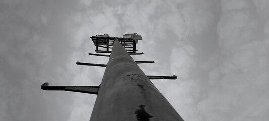 lamppost from bottom to top