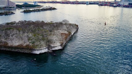 東京都台東区のレインボーブリッジから撮影したベイエリア