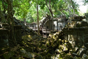 Naklejka premium カンボジア シェムリアップ遺跡群 ベン・メリア