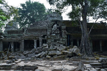 Naklejka premium カンボジア シェムリアップ遺跡群 タ・プローム 