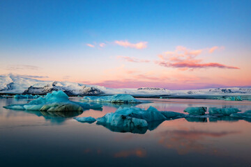 Laguna lodowcowa Jokulsarlon, Islandia © Paweł Mielko