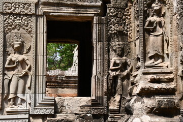 Naklejka premium カンボジア シェムリアップ遺跡群 チャウ・サイ・テヴォーダ