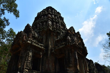 Naklejka premium カンボジア シェムリアップ遺跡群 トマノン