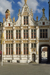Obraz premium facade of the Old Civil Registry a historical building in the Flemish Renaissance style in Bruges.