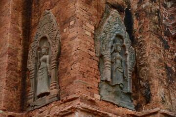カンボジア ロリュオス遺跡群 ロレイ