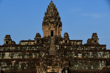 Fototapeta premium カンボジア ロリュオス遺跡群 バゴン