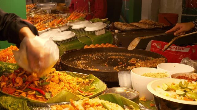 bangkok city center famous street market famous fried food slow motion panorama 4k thailand 