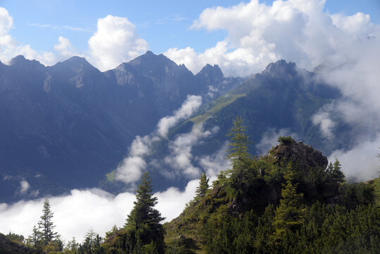 Wolken &uuml;ber dem Stubaital