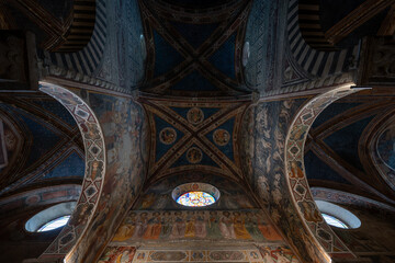 Frescoed nave and vault, Collegiata di San Gimignano - San Gimignano, Italy
