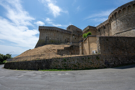 Porta a Selci and Medici Fortress Walls - Volterra, Italy