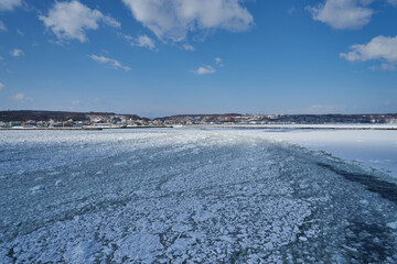 北海道　船上から見た網走港の流氷 © osap1111