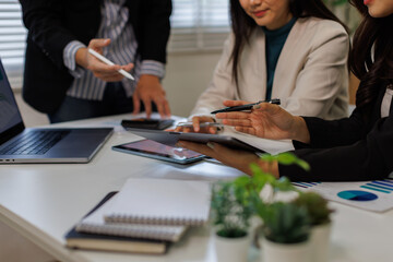 Business meeting. talk ESG strategies risk management workshop, SDGs report, global warming, green...