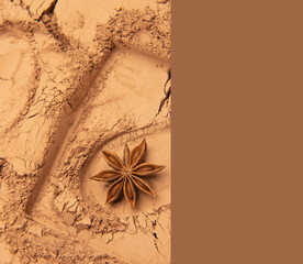 The patterns formed by clay, sand, and soil are embellished with spices and octagonal props. The layout is simple, with Middle Eastern and American Western styles, relatively simple. The design includ