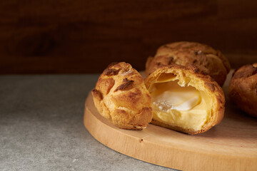 シュー・ア・ラ・クレーム　フランス菓子のイメージ