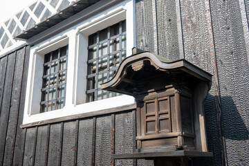 日本の岡山県倉敷市の白壁の美しいレトロな町並み © 仁 藤原