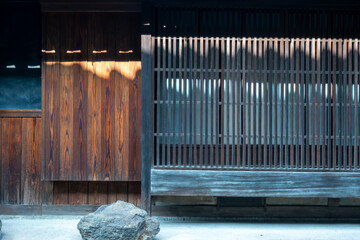 日本の岡山県倉敷市の白壁の美しいレトロな町並み