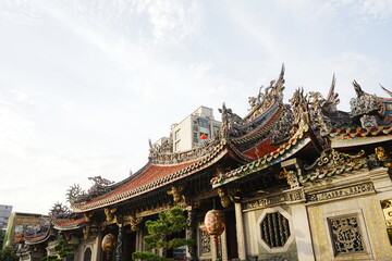 Lungshan or Longshan Temple in Taipei, Taiwan - 台湾 台北 龍山寺