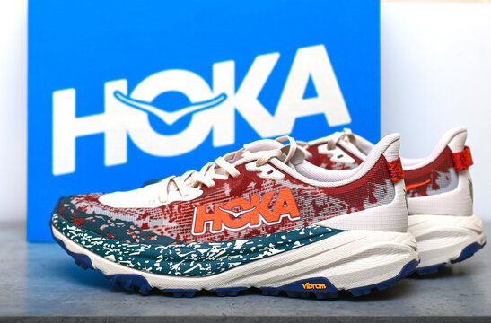 PARIS - DEC 13: The new Hoka Speedgoat 6 sneakers at showroom on December 13. 2025 in France.
