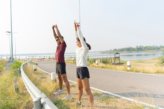 The couple went for a run and exercised in the morning.