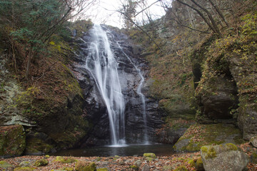 Obraz premium 砂川大滝 群馬県沼田市