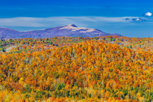 Smoky Mountains and Blue Ridge Mountains of North Carolina and Tennessee Appalachians. 