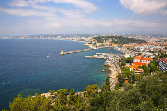 Beautiful view of Nice harbor from Mont Boron. Also you can see the Promenade des Anglais, the marina, buildings and the Mediterranean Sea, Nice, French Riviera, Provence, C&ocirc;te d'Azur, France.