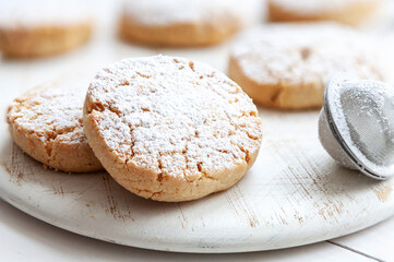 Polvorones - Traditional Christmas Spanish Shortbread Almond  Cookies