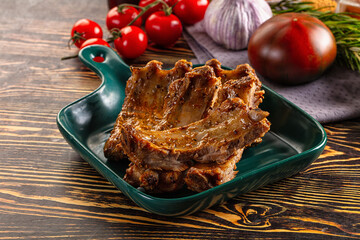 Grilled marinated pork spare ribs