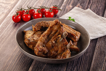 Steamed pork ribs with spices