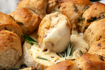 Baked Camembert cheese with onion bread