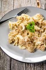 Pasta with sauerkraut and bacon.