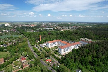 Stadt Pasewalk, Krankenhaus am Rande der Stadt 2024