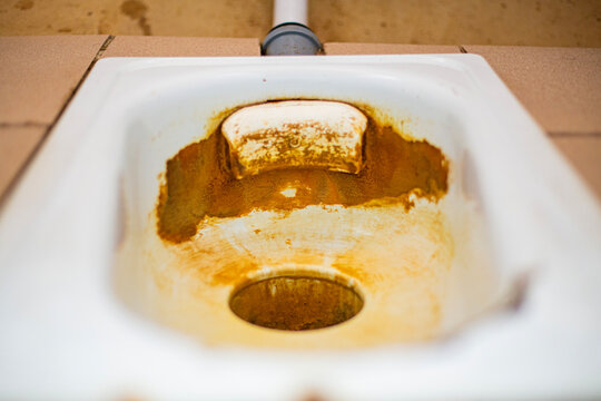 The most horrific, unsanitary, unwashed, dirty, and squalid toilet in the world.