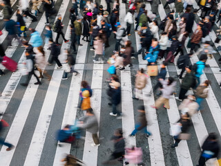 Intersection with many pedestrians crossing, Long exposure