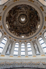 Obraz premium Interior dome of Basilica di SantíAndrea - Mantua, Italy
