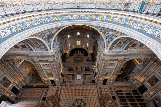 Interior of Basilica di Sant&iacute;Andrea nave and arches - Mantua, Italy